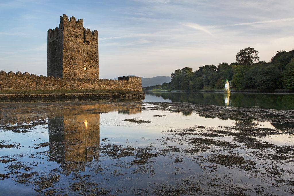 Narrow Water Castle